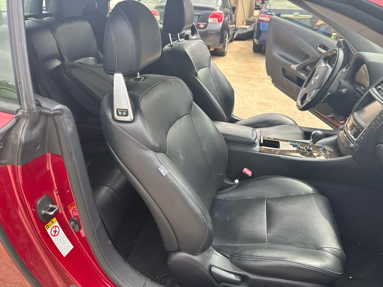 Lexus IS C 250 2013