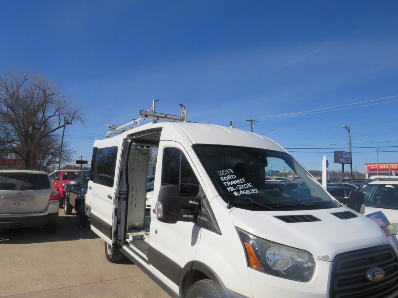 Ford Transit 250 Van Med. Roof w/Sliding Pass. 130-in. WB 2017