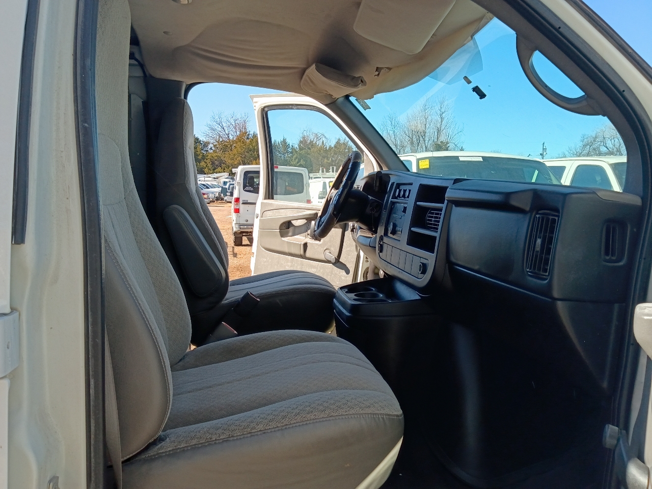 Chevrolet Express 2500 Cargo Extended 2010