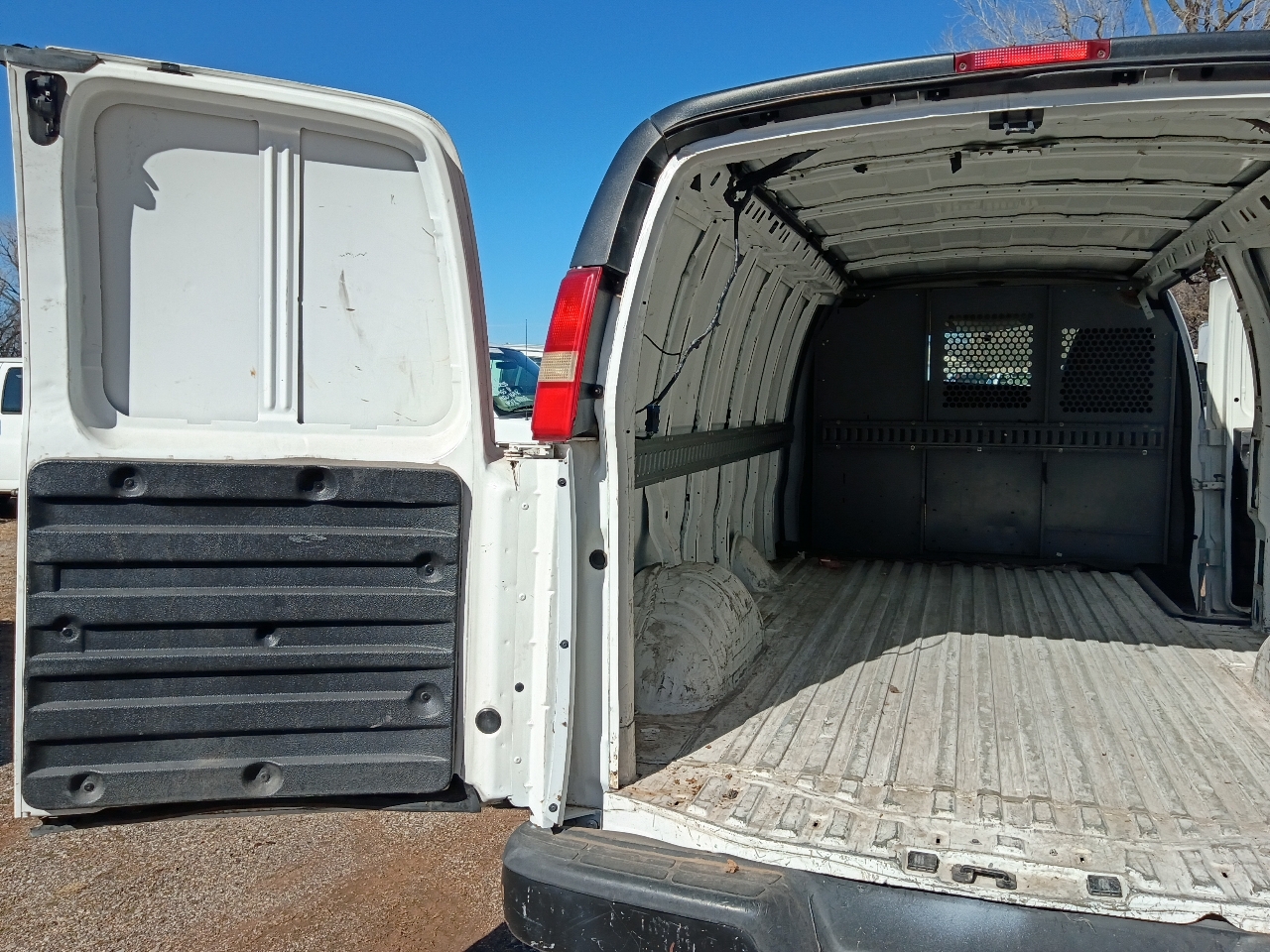 Chevrolet Express 2500 Cargo Extended 2010