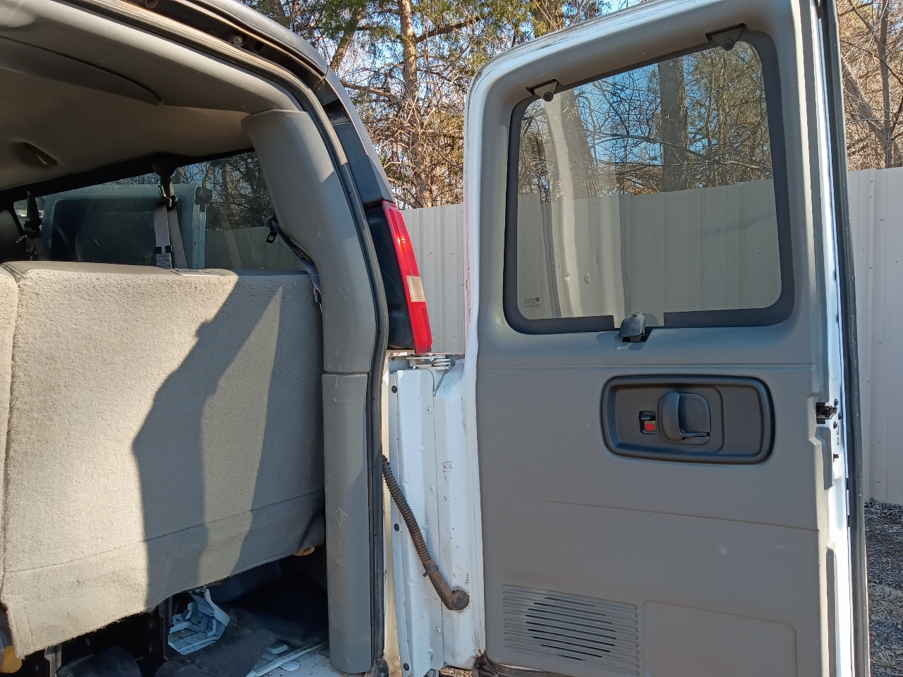 Chevrolet Express LS 3500 Extended 2008