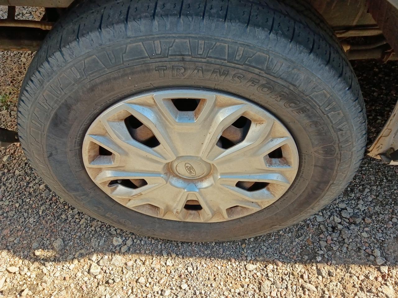 Ford Transit 150 Wagon Low Roof XL 60/40 Pass. 130-in. WB 2016