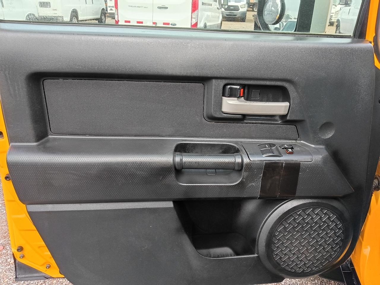 Toyota FJ Cruiser 2WD 2008