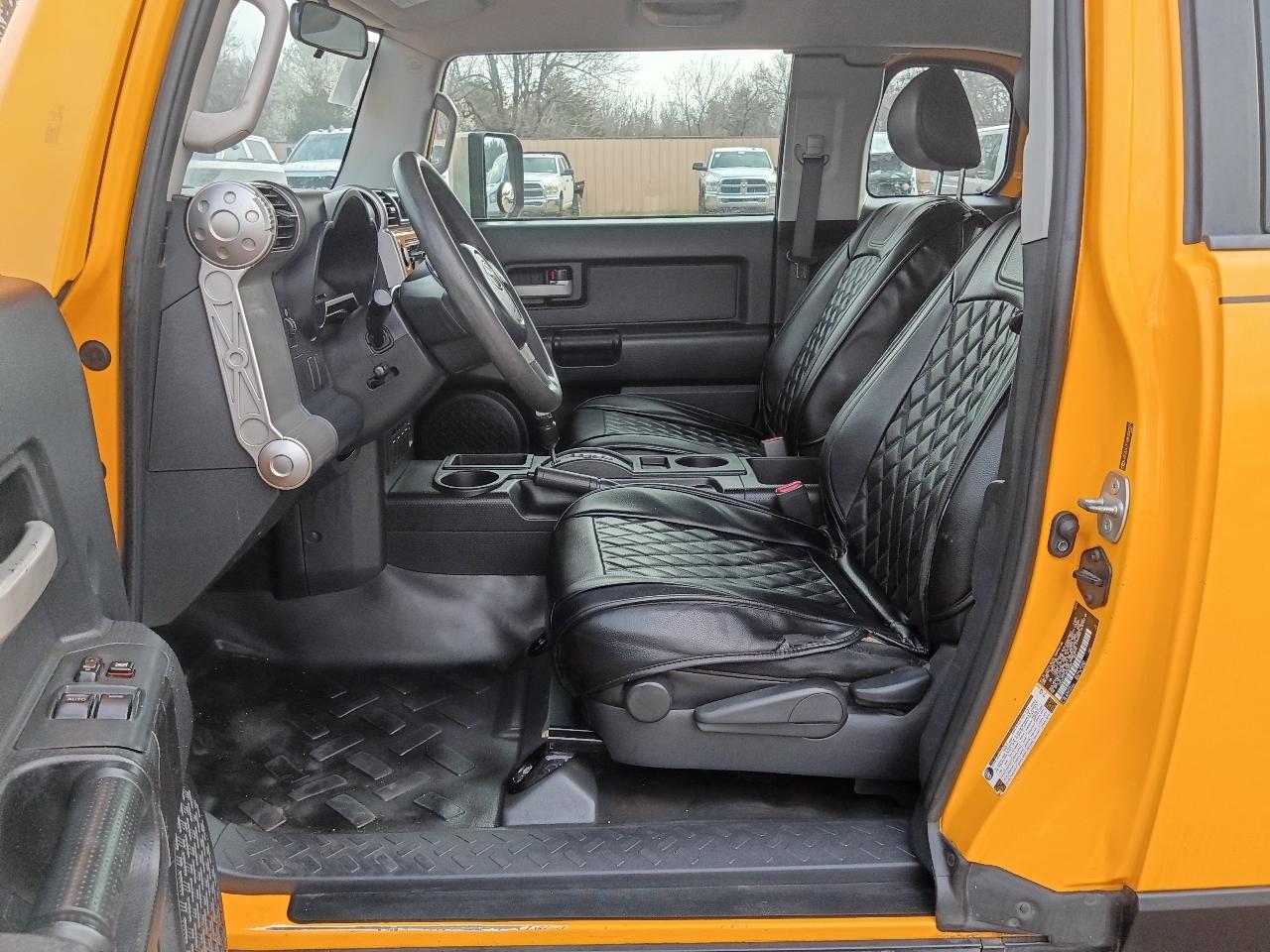 Toyota FJ Cruiser 2WD 2008