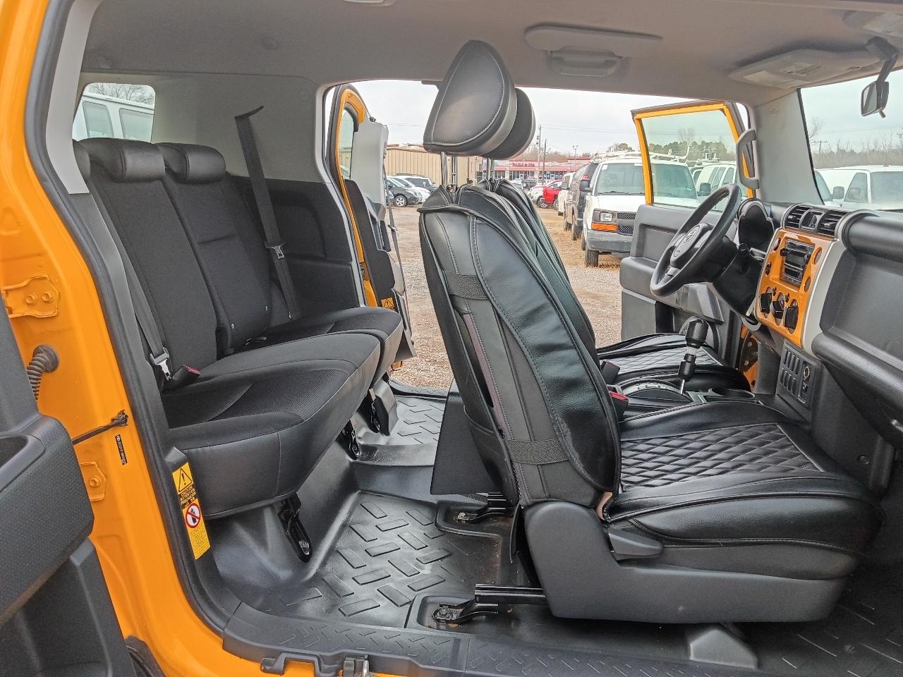 Toyota FJ Cruiser 2WD 2008