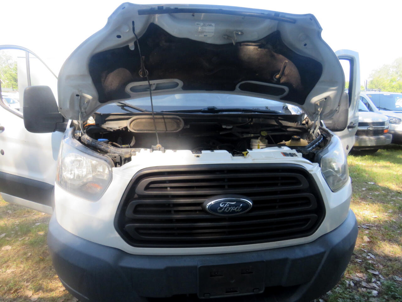 Ford Transit 250 Van Low Roof 60/40 Pass. 148-in. WB 2018 Ford Transit 250 Van Low Roof 60/40 Pass. 148-in. WB 2018