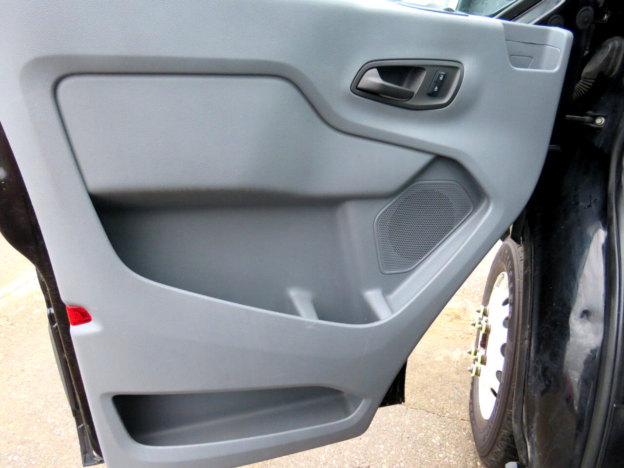 Ford Transit T-350 HD DRW 2016 Ford Transit T-350 HD DRW 2016