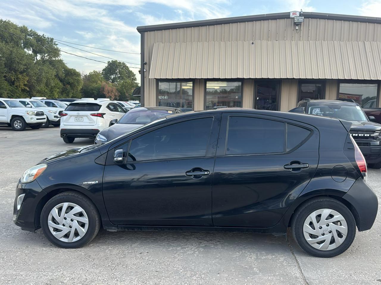 Toyota Prius c Four 2016