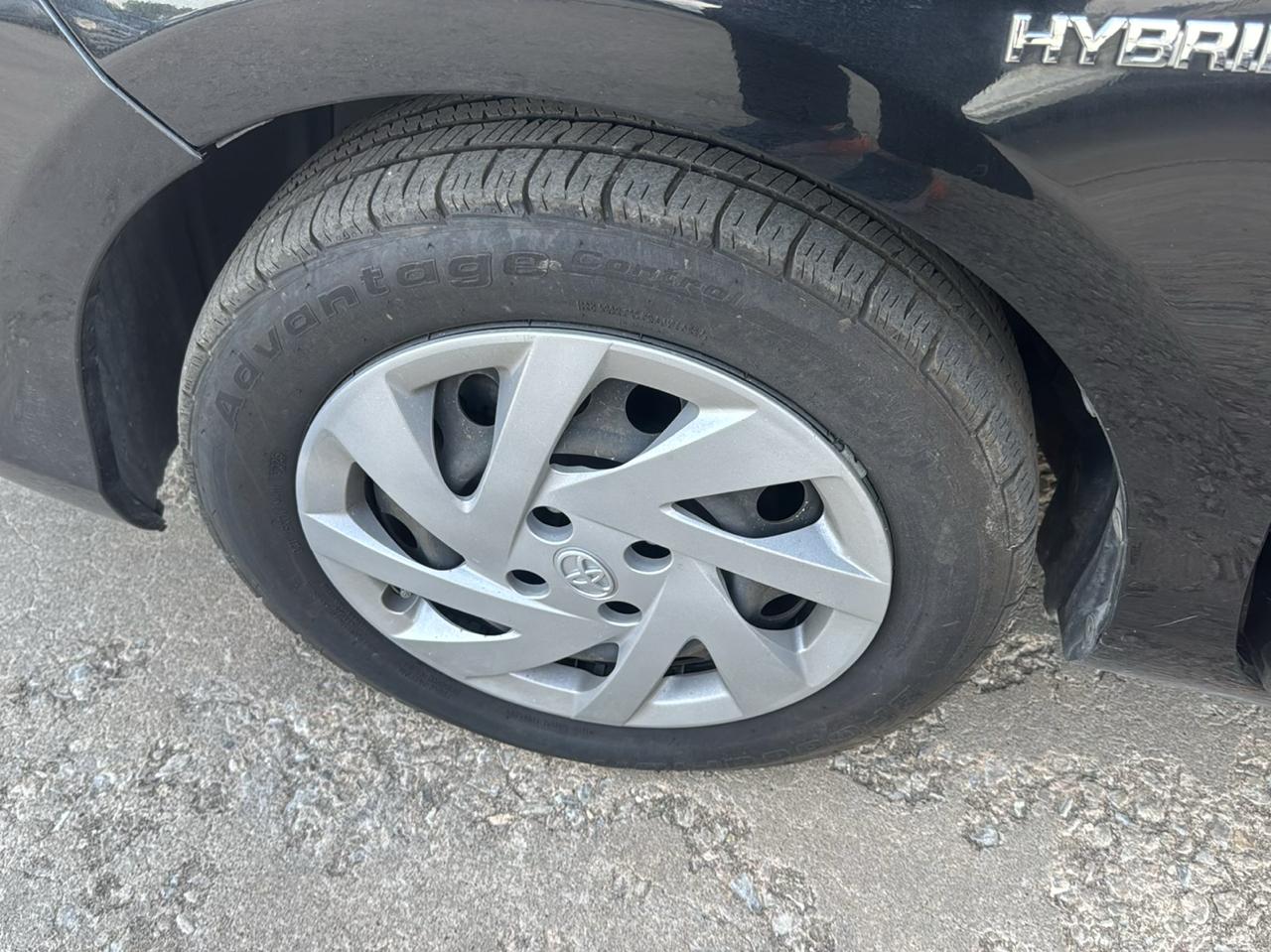 Toyota Prius c Four 2016