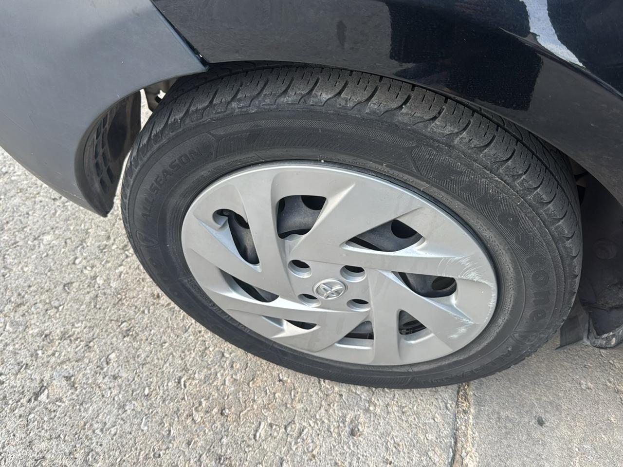 Toyota Prius c Four 2016