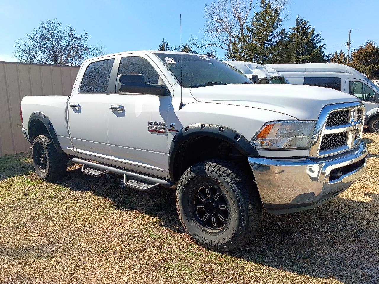 RAM 2500 SLT Crew Cab SWB 4WD 2016