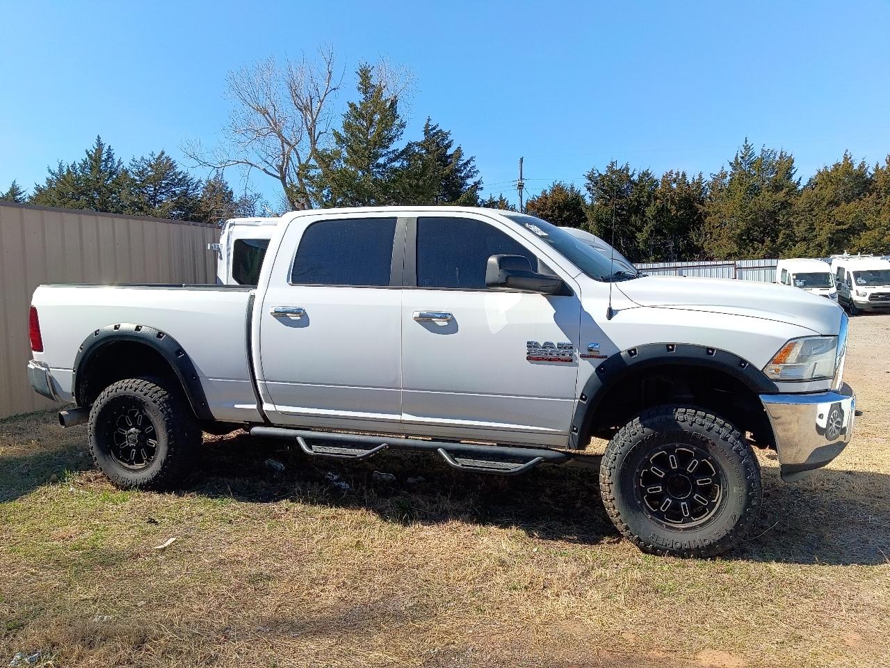 RAM 2500 SLT Crew Cab SWB 4WD 2016