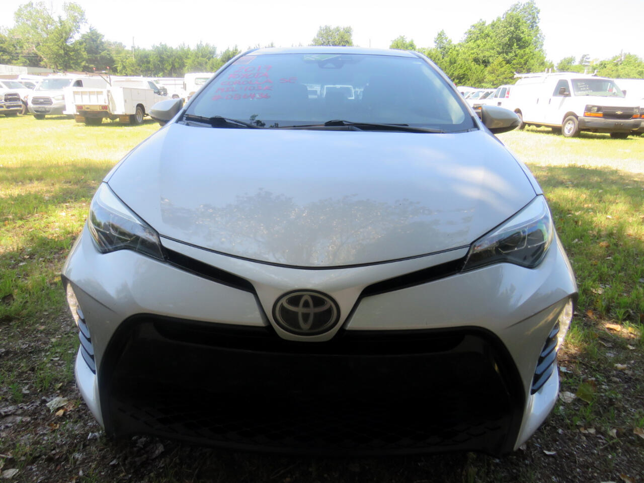 2017 Toyota Corolla LE photo 2