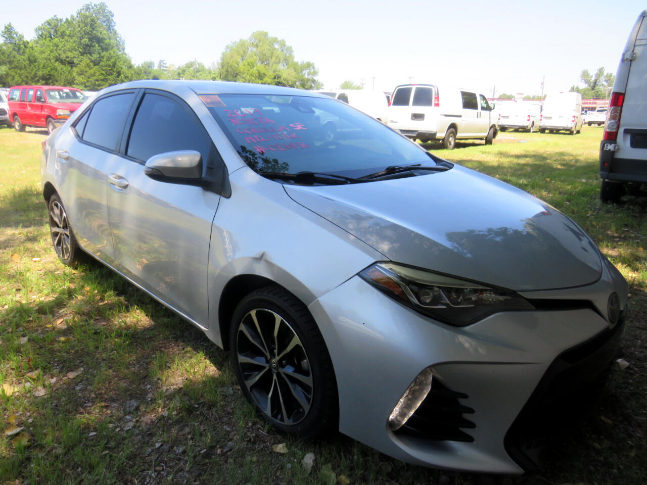 2017 Toyota Corolla LE photo 3