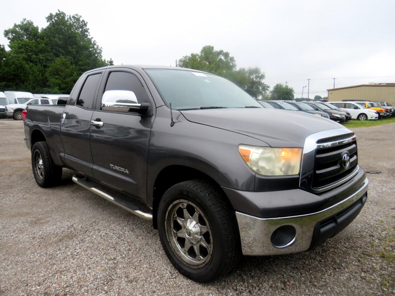 2013 Toyota Tundra Double Cab photo 3