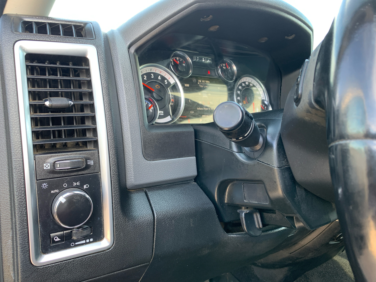 RAM 2500 SLT Crew Cab LWB 4WD 2018 RAM 2500 SLT Crew Cab LWB 4WD 2018