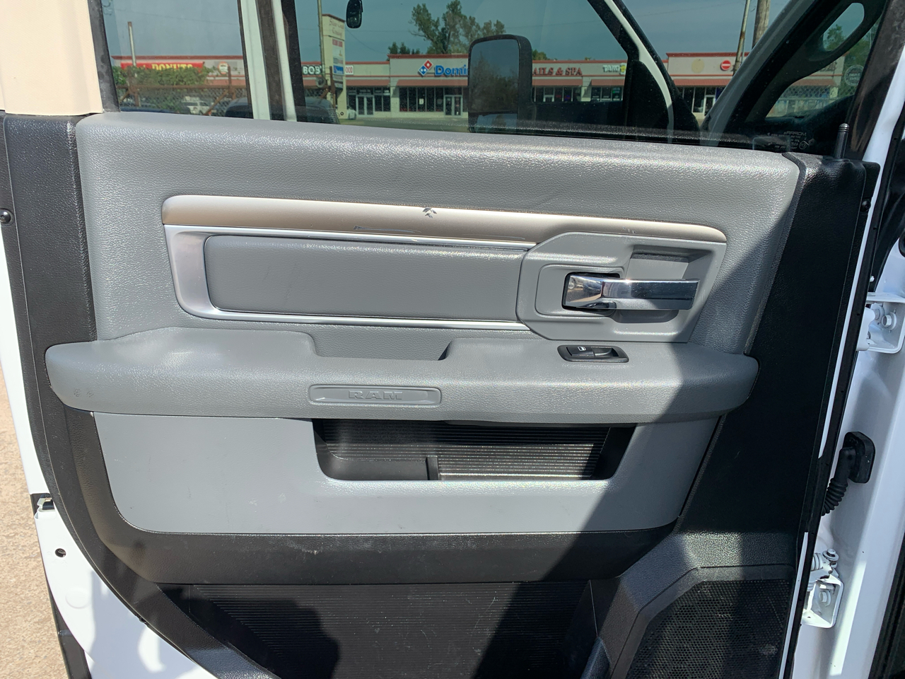 RAM 2500 SLT Crew Cab LWB 4WD 2018 RAM 2500 SLT Crew Cab LWB 4WD 2018