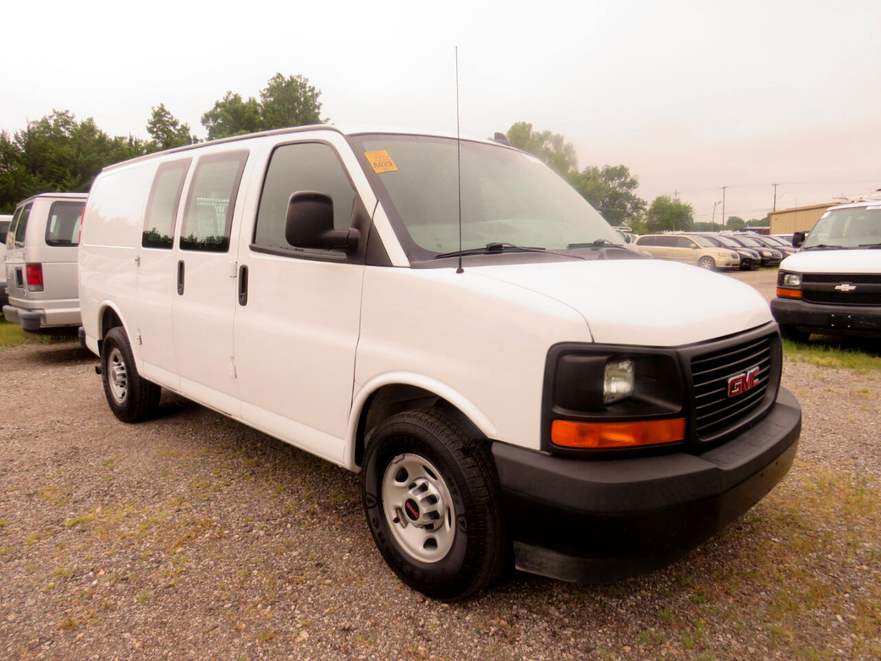 GMC Savana G2500 Cargo 2017 GMC Savana G2500 Cargo 2017