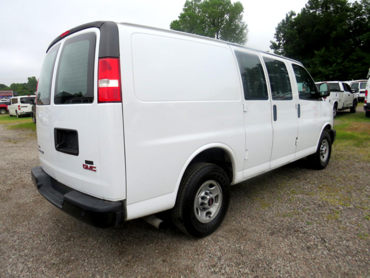 GMC Savana G2500 Cargo 2017 GMC Savana G2500 Cargo 2017