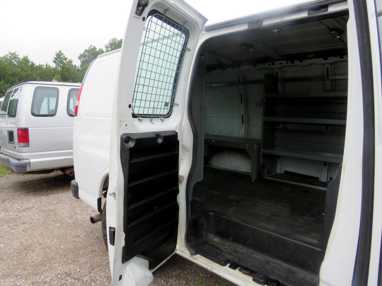 GMC Savana G2500 Cargo 2017 GMC Savana G2500 Cargo 2017