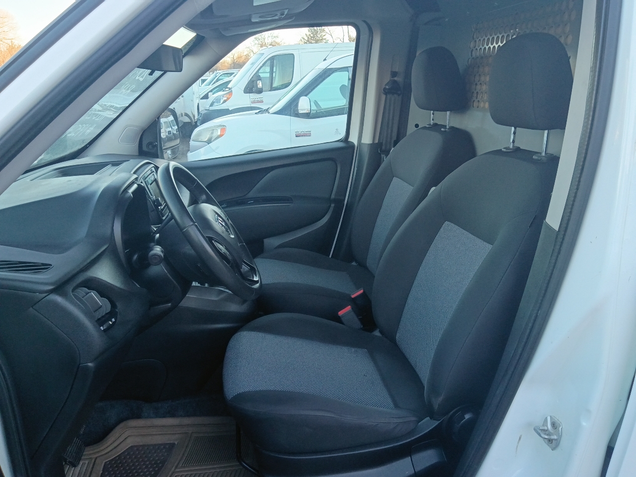 RAM ProMaster City Tradesman 2015