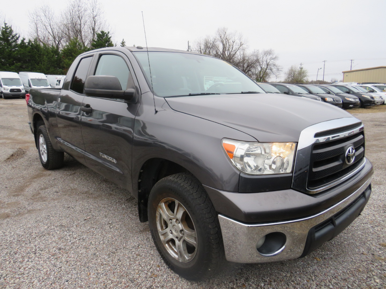Toyota Tundra Tundra-Grade Double Cab 4.6L 2WD 2012