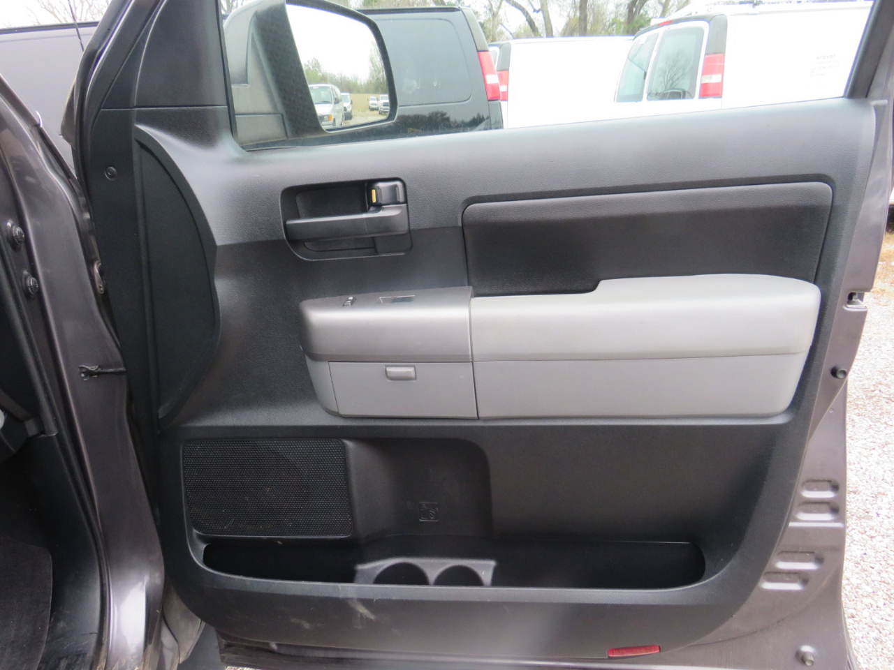 Toyota Tundra Tundra-Grade Double Cab 4.6L 2WD 2012