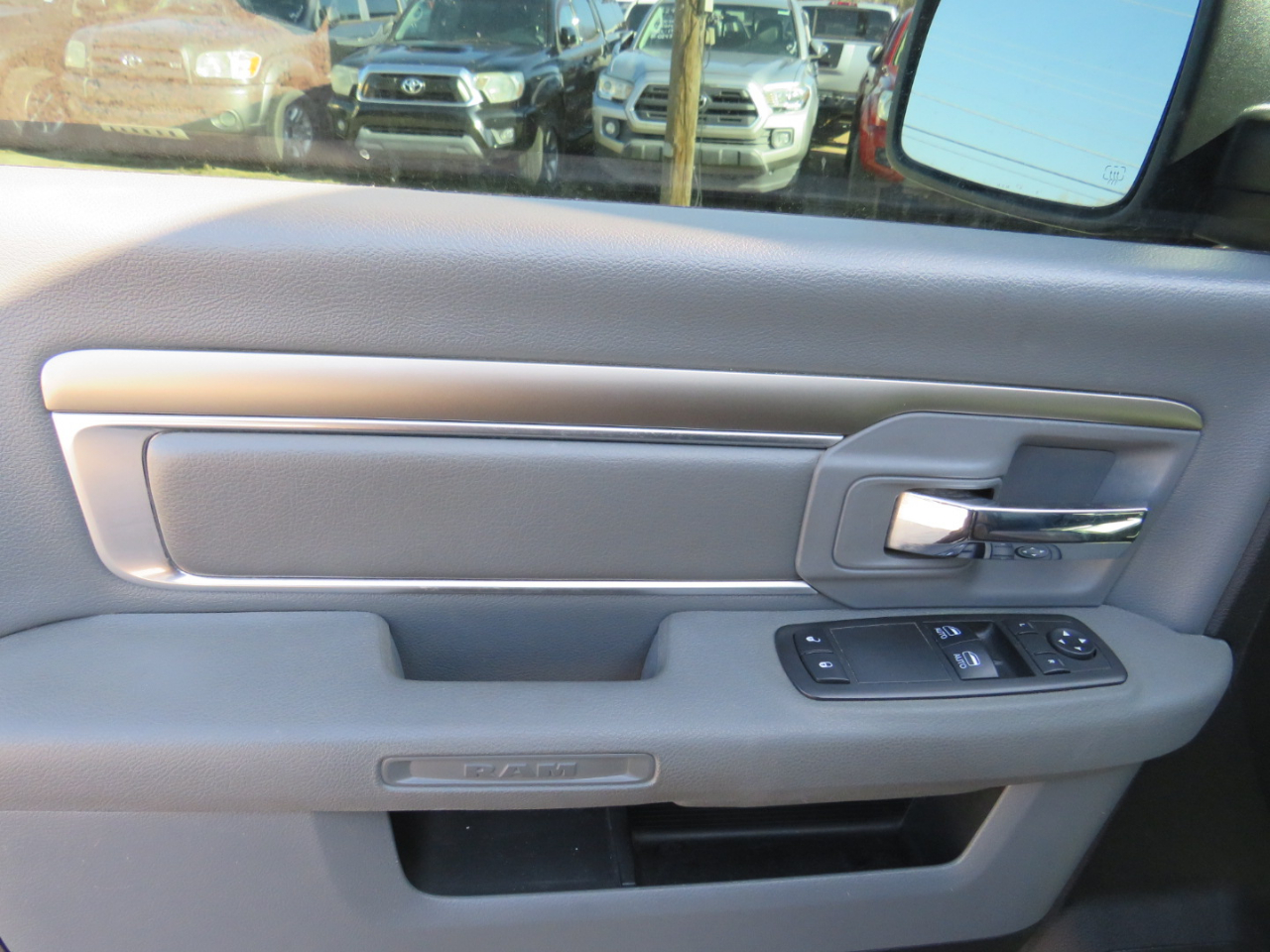 Dodge Ram 1500  2019