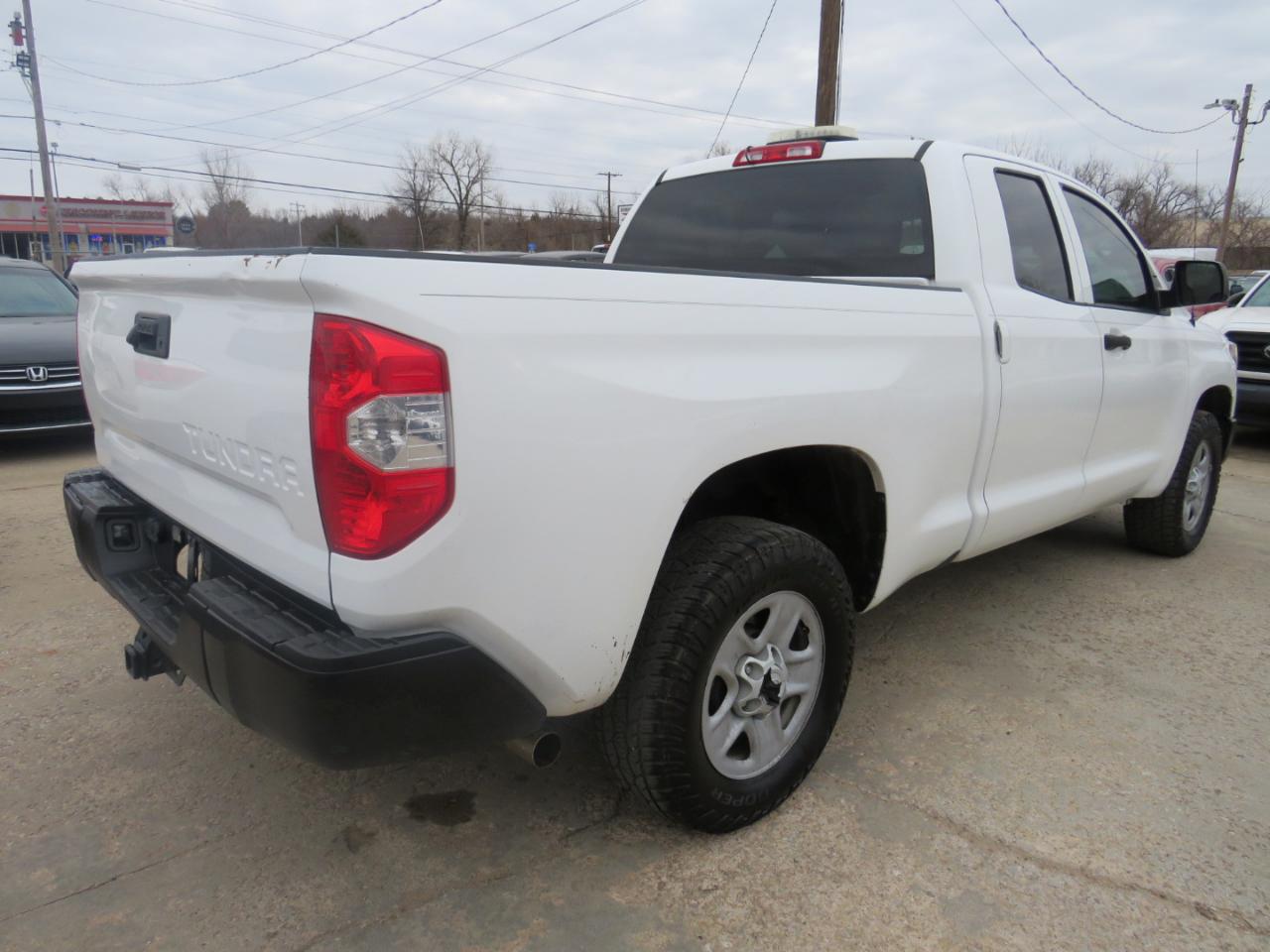 Toyota Tundra SR5 4.6L V8 Double Cab 2WD 2019