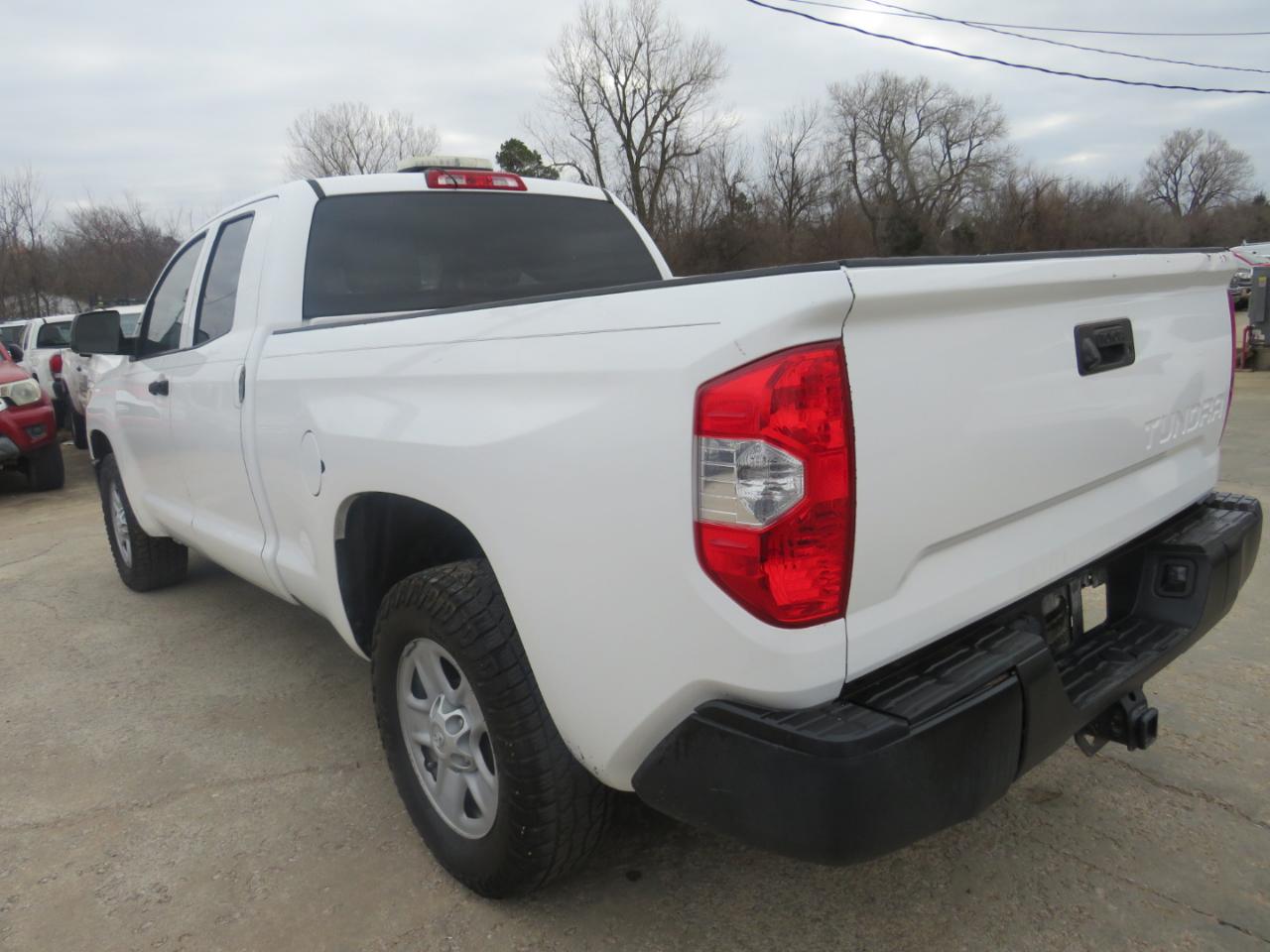 Toyota Tundra SR5 4.6L V8 Double Cab 2WD 2019