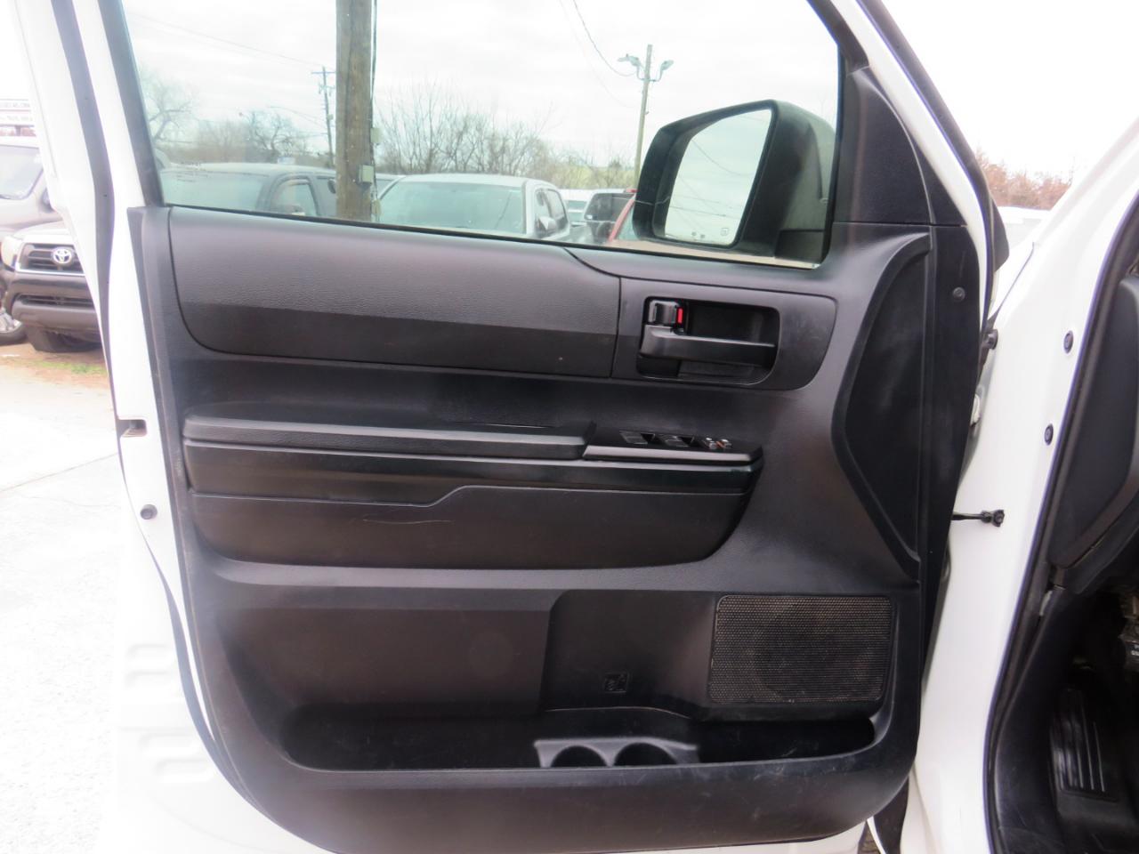 Toyota Tundra SR5 4.6L V8 Double Cab 2WD 2019