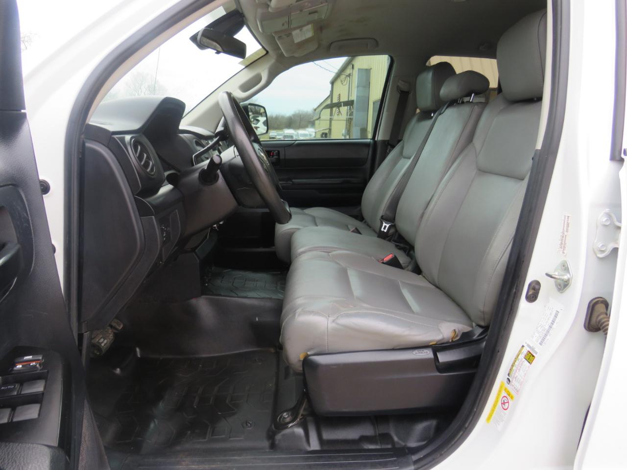 Toyota Tundra SR5 4.6L V8 Double Cab 2WD 2019