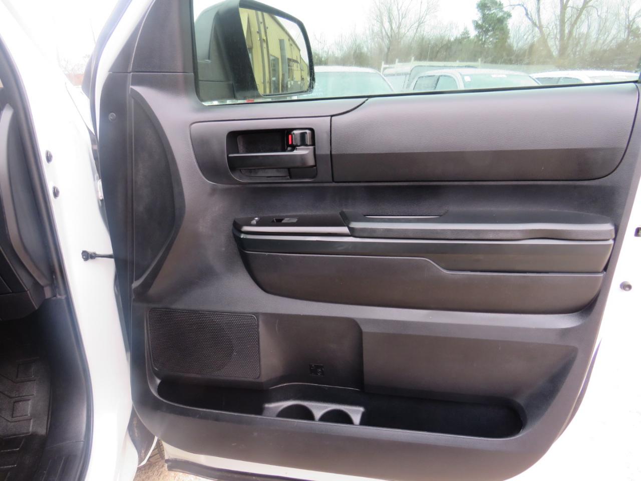 Toyota Tundra SR5 4.6L V8 Double Cab 2WD 2019