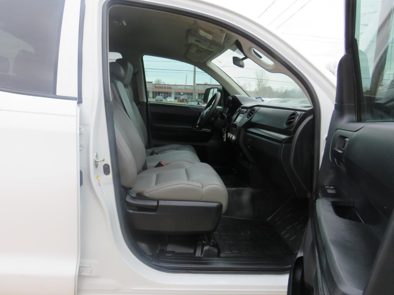 Toyota Tundra SR5 4.6L V8 Double Cab 2WD 2019