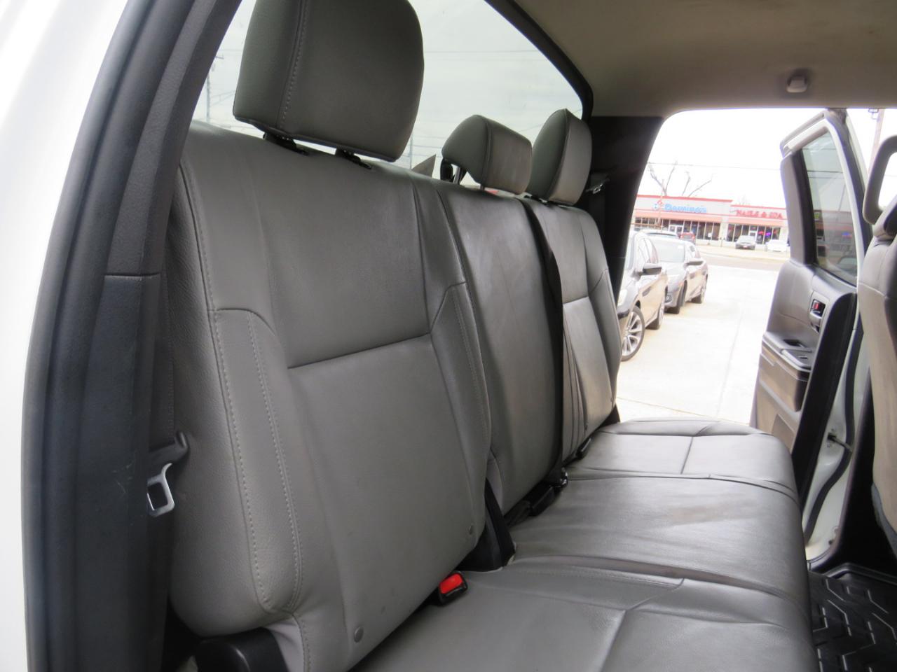 Toyota Tundra SR5 4.6L V8 Double Cab 2WD 2019