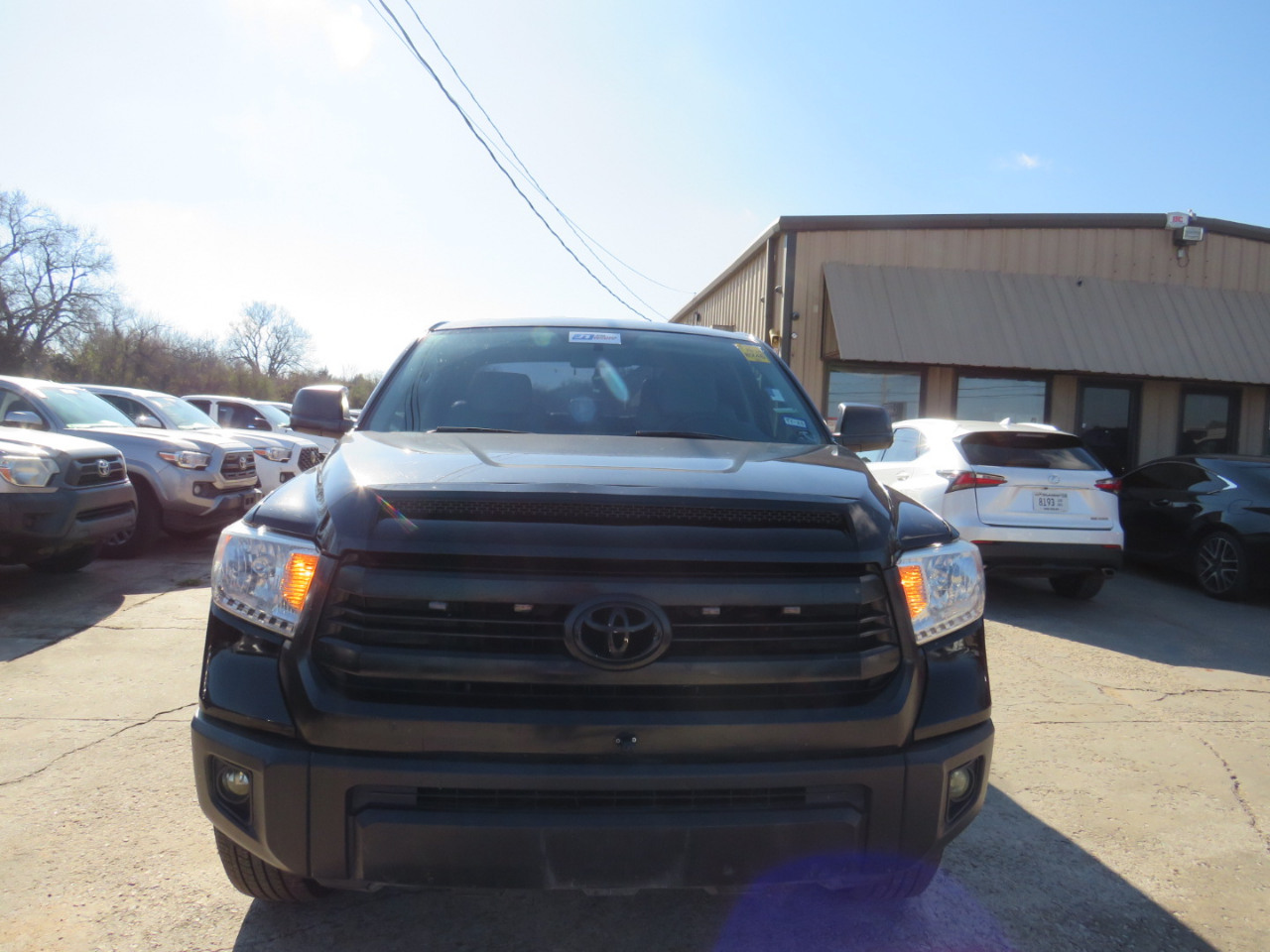 Toyota Tundra SR5 4.6L V8 Double Cab 2WD 2016