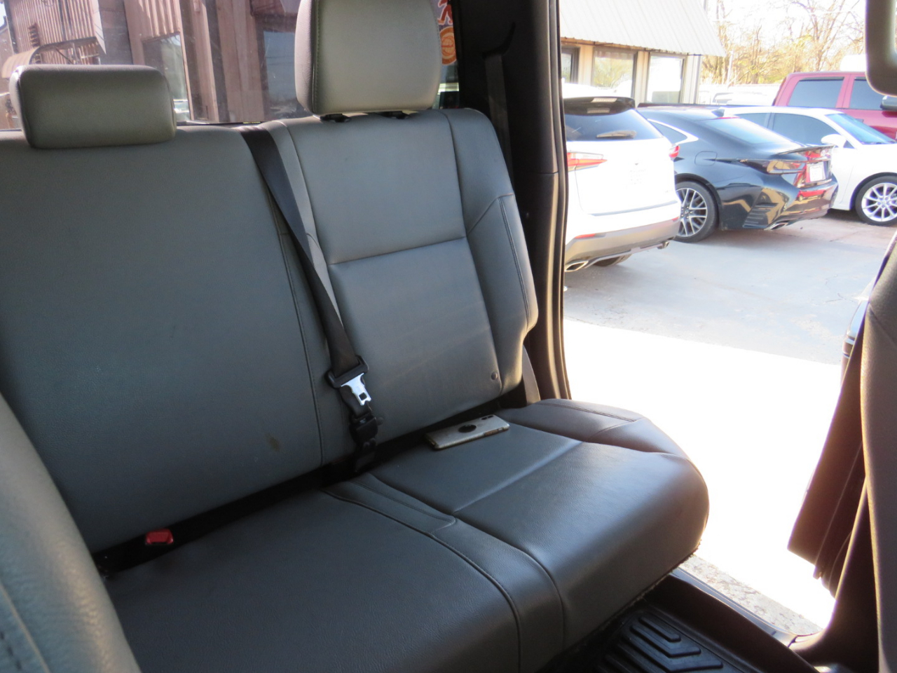 Toyota Tundra SR5 4.6L V8 Double Cab 2WD 2016