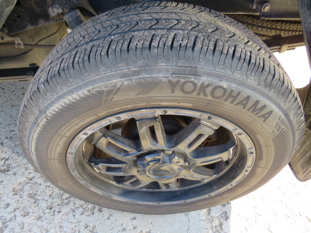 Toyota Tundra SR5 4.6L V8 Double Cab 2WD 2016