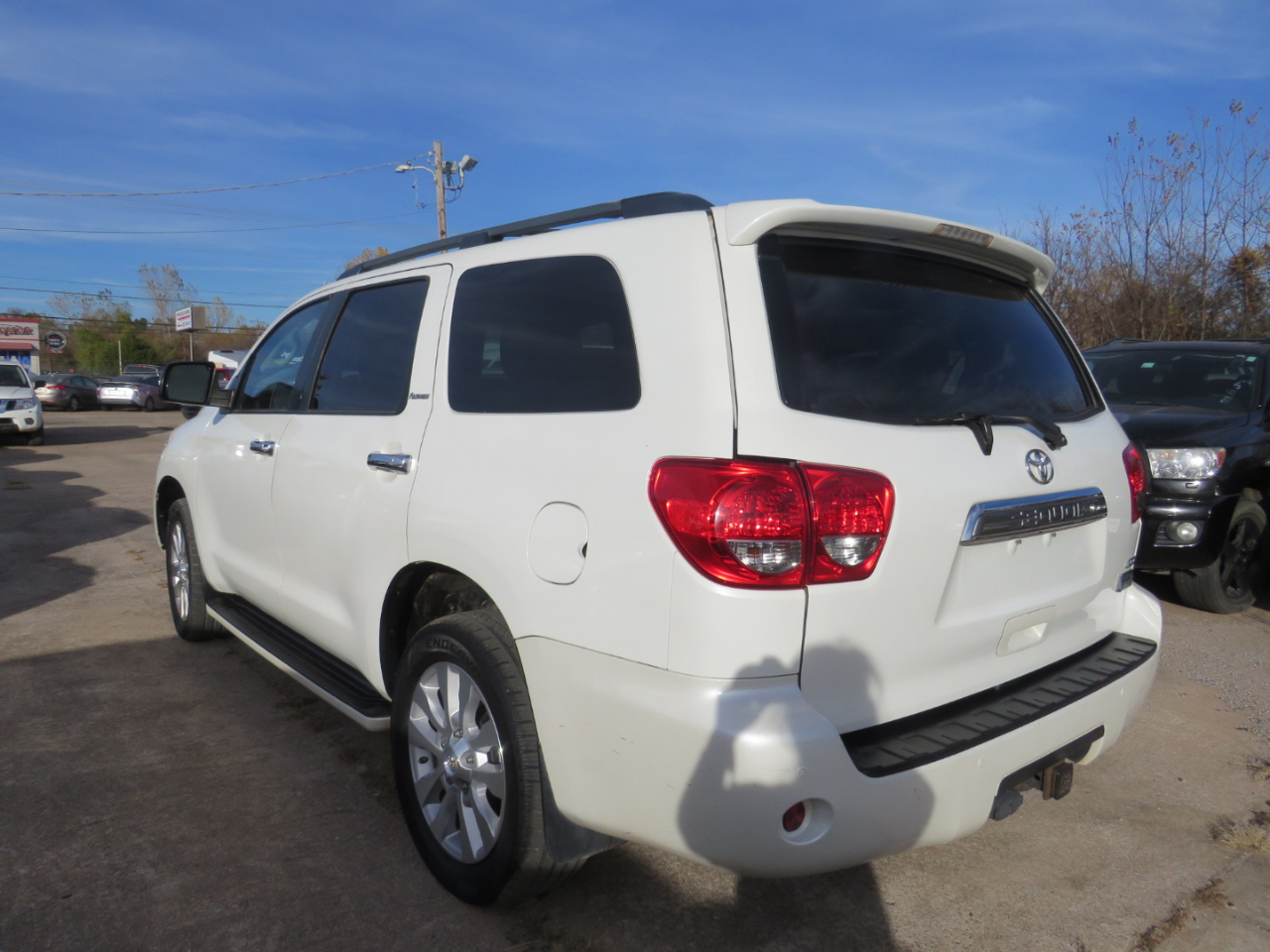 Toyota Sequoia Plantium 4WD FFV 2015