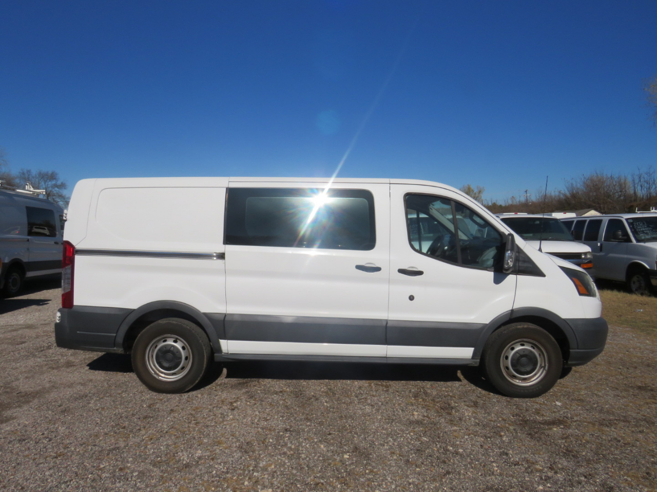 2016 Ford Transit Van photo 3