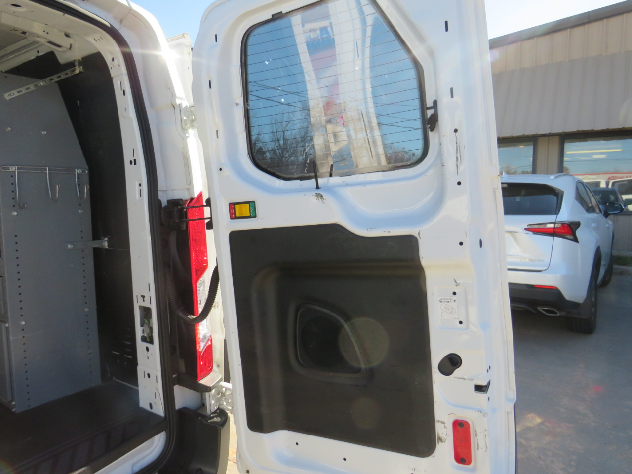 Ford Transit 150 Van Low Roof w/Sliding Pass. 130-in. WB 2016