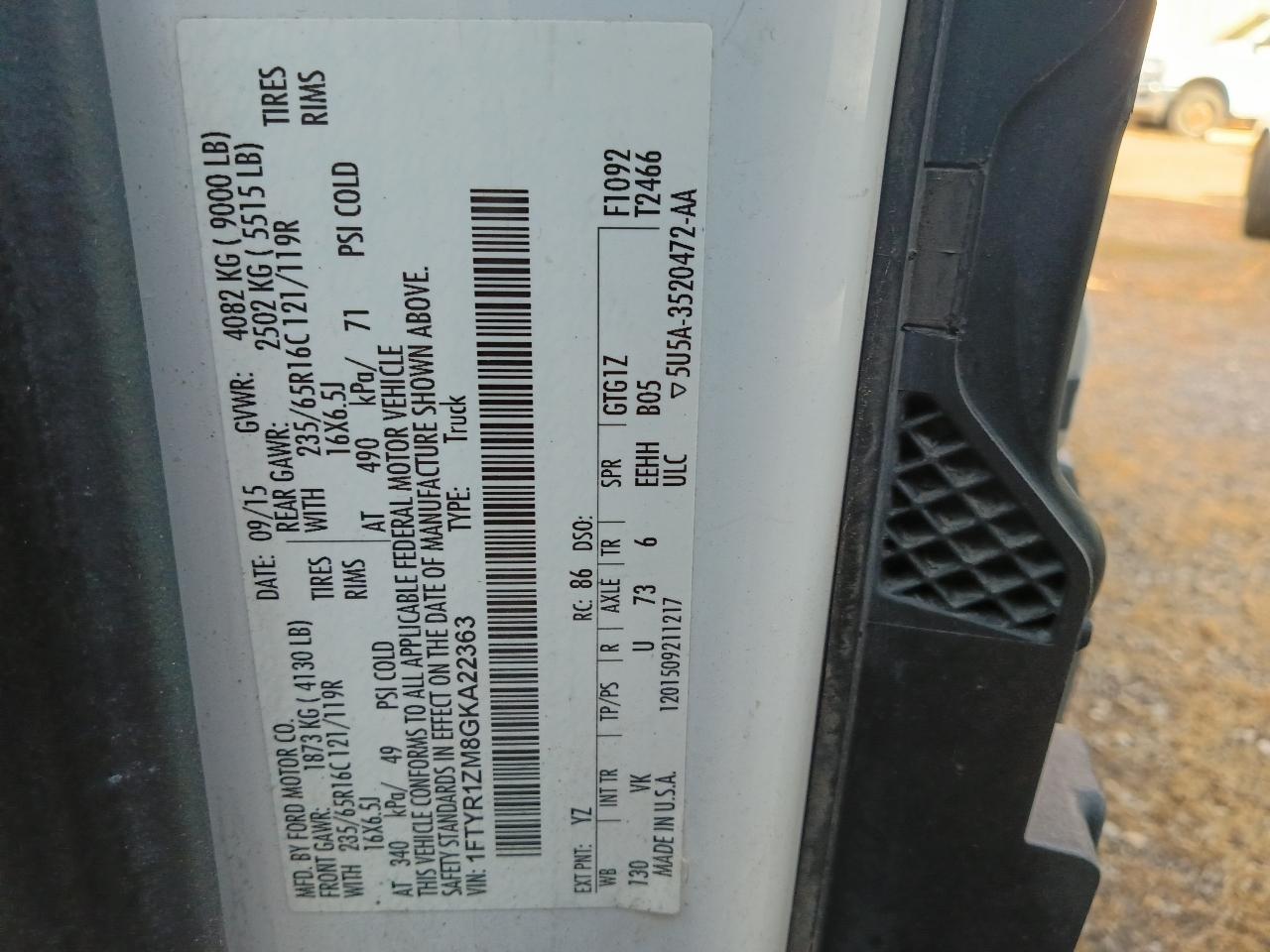 Ford Transit 250 Van Low Roof 60/40 Pass.130-in. WB 2016