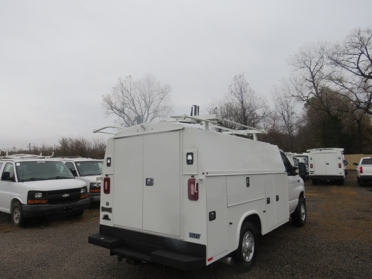 2023 Ford E-350 photo 3