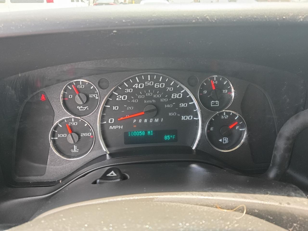 GMC Savana G3500 139 in. 2022