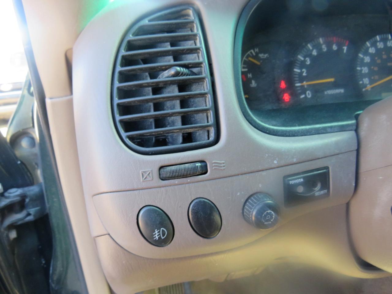 Toyota Tundra 2WD  2002