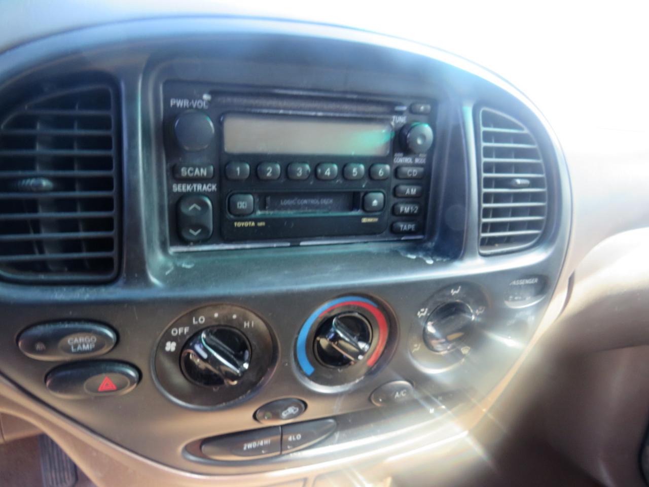 Toyota Tundra 2WD  2002