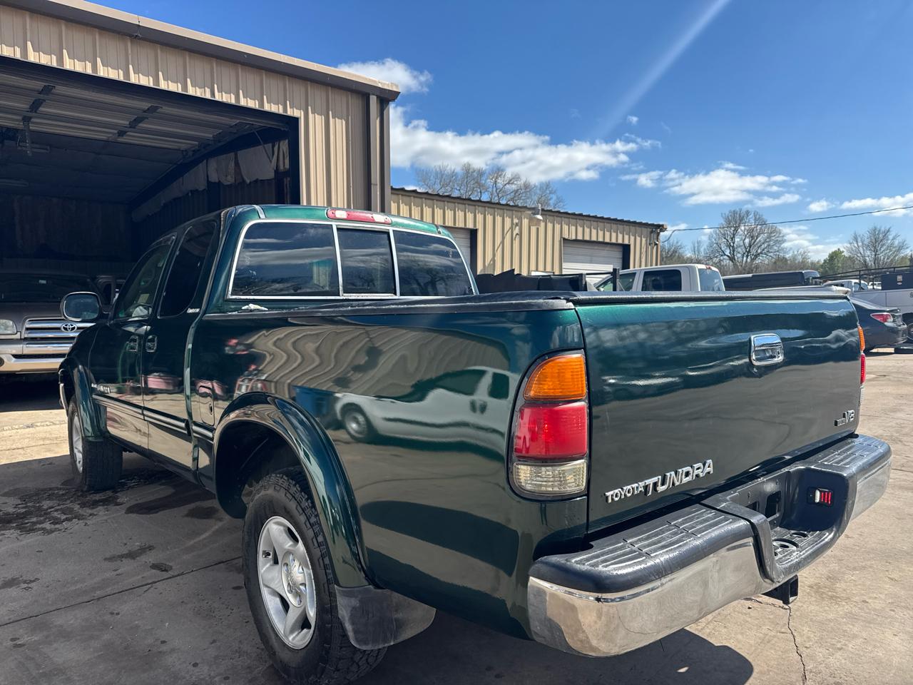 Toyota Tundra 2WD  2002