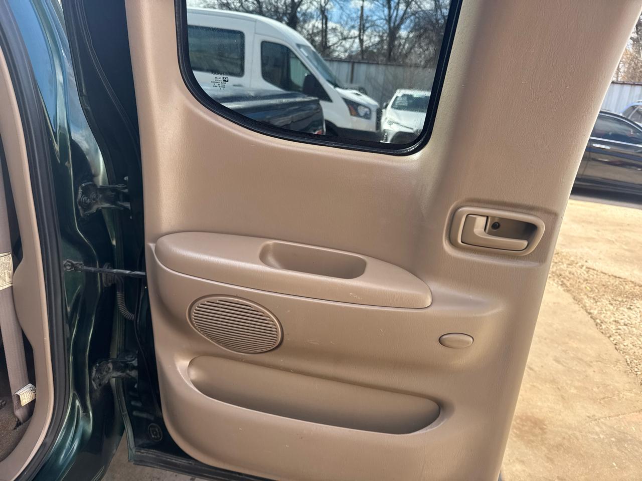 Toyota Tundra 2WD  2002