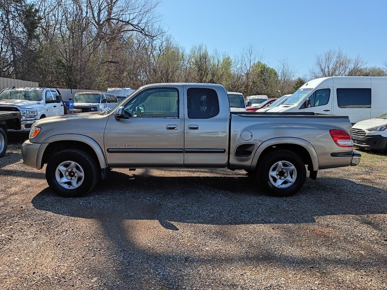 Toyota Tundra SR5 Access Cab 2WD 2004