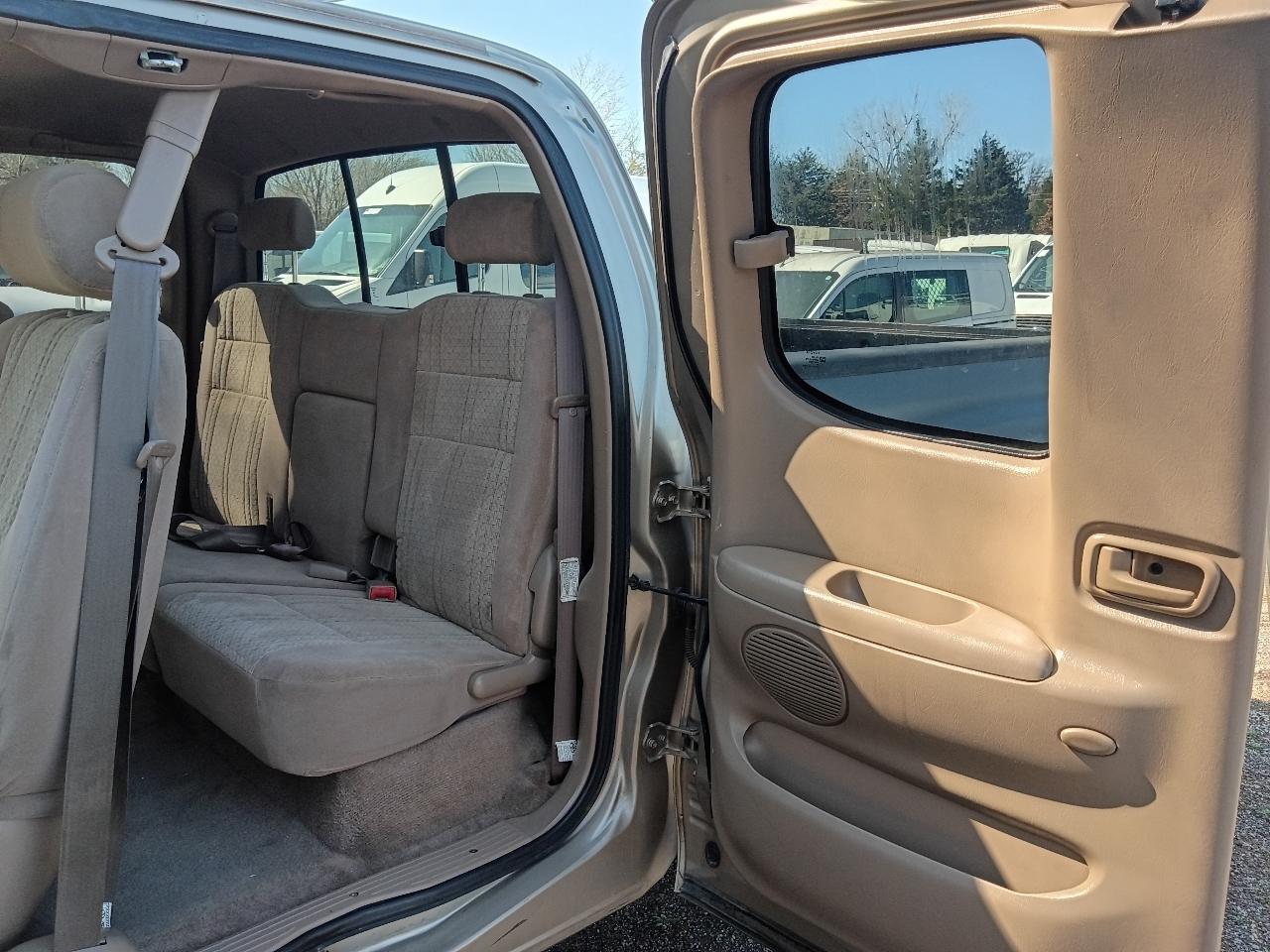 Toyota Tundra SR5 Access Cab 2WD 2004